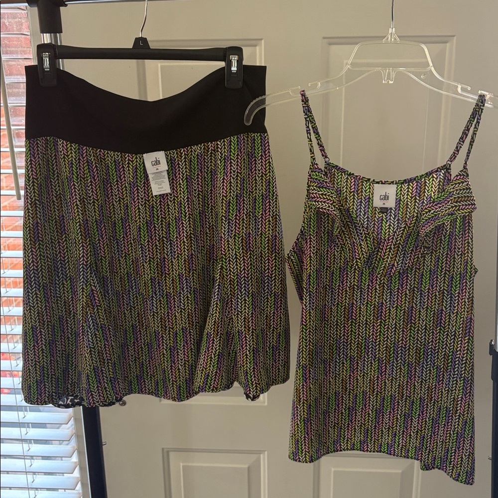 NWOT #6855 & #6735 CAbi Together Reversible Skirt & Top Set Medium - Picture 5 of 7